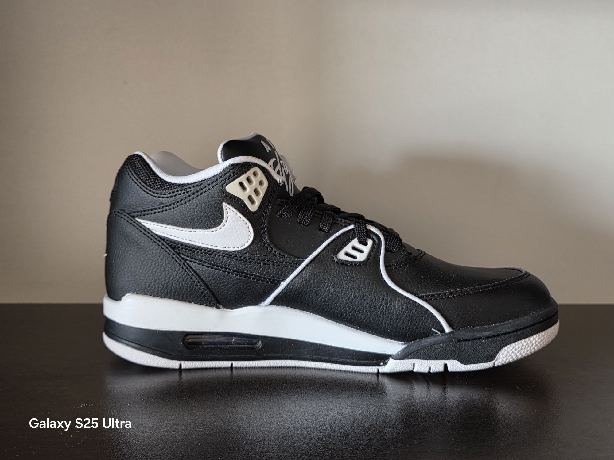 Nike M Air Flight 89/ 42номер 26.5см стелка нови с кутия