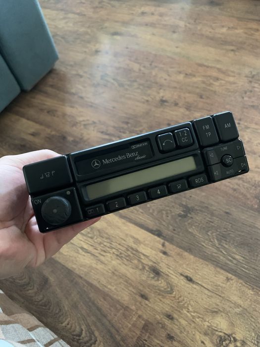 Магнитафон Мерседес в рабочем состоянии