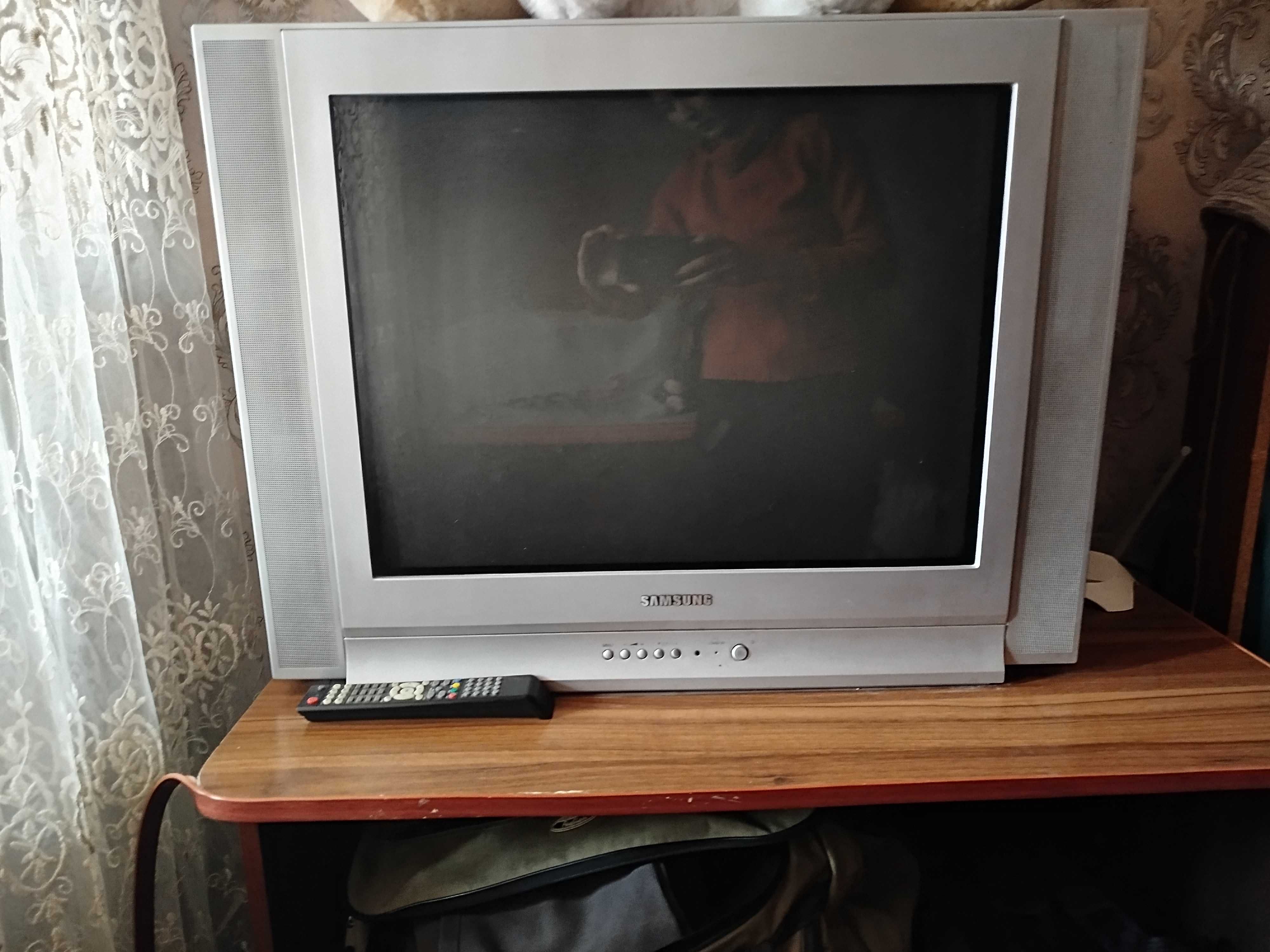 Продам телевизор Samsung