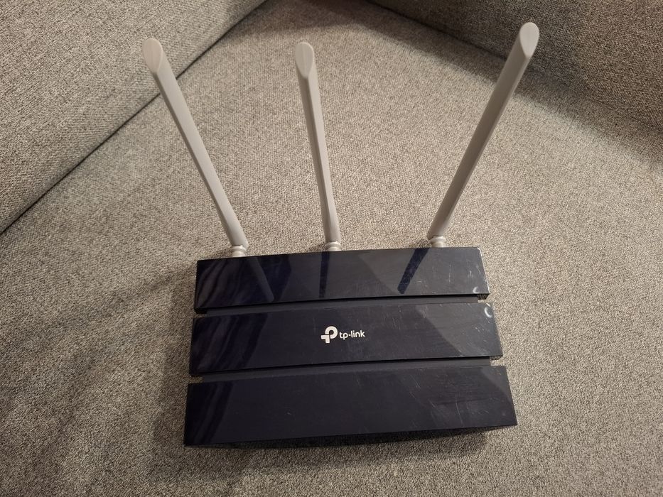 Router gigabit TP-Link TL-WR1043N – stare foarte buna