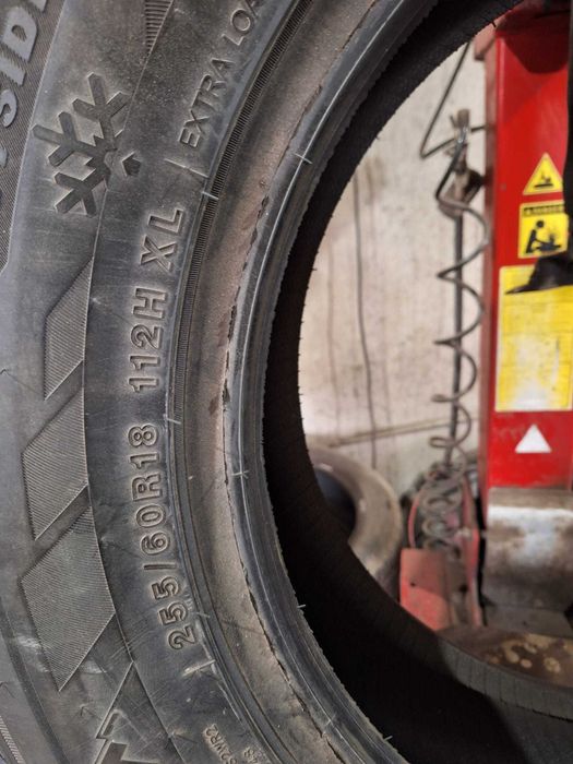Vand cauciucuri zeetex 255 60 R18 iarna
