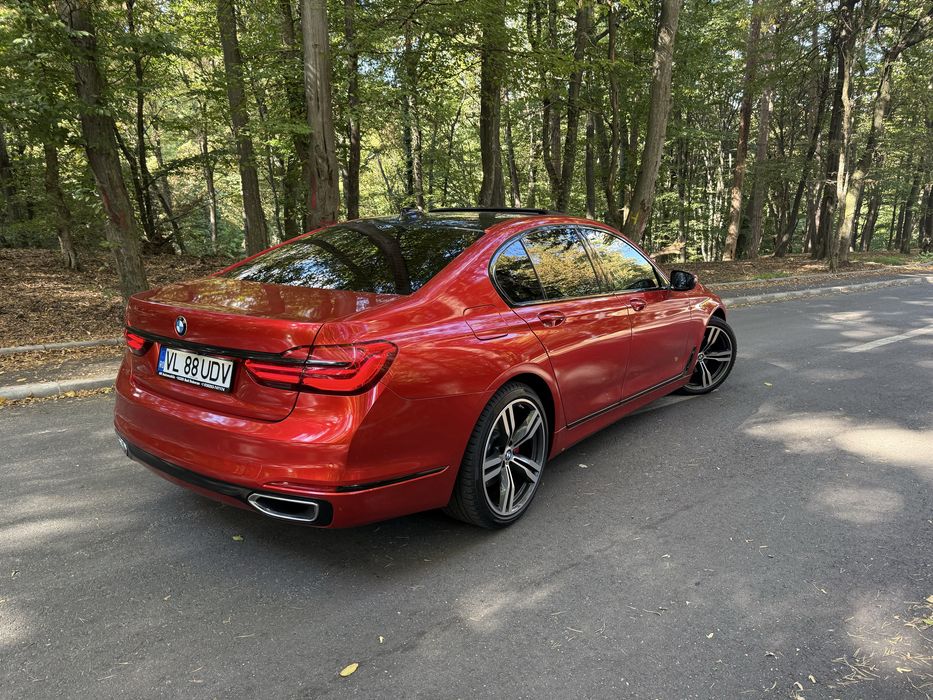 Bmw 740i g11 ,2018 full(culoare deosebita) pret 31000€