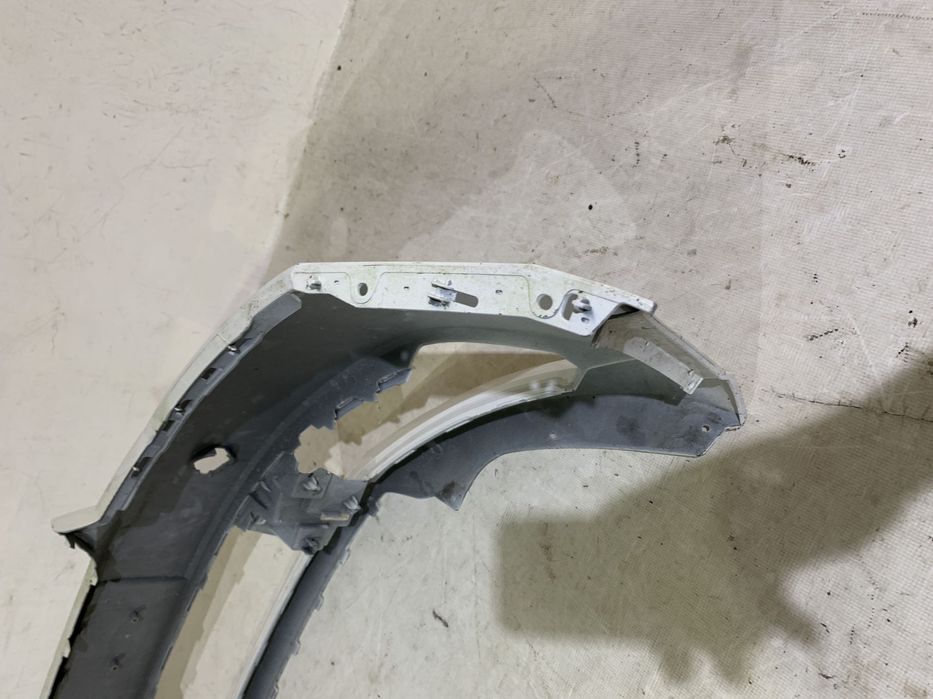 Bara fata Skoda Fabia 3, 2014, 2015, 2016, 2017, 2018, cod origine OE 6V0807221.