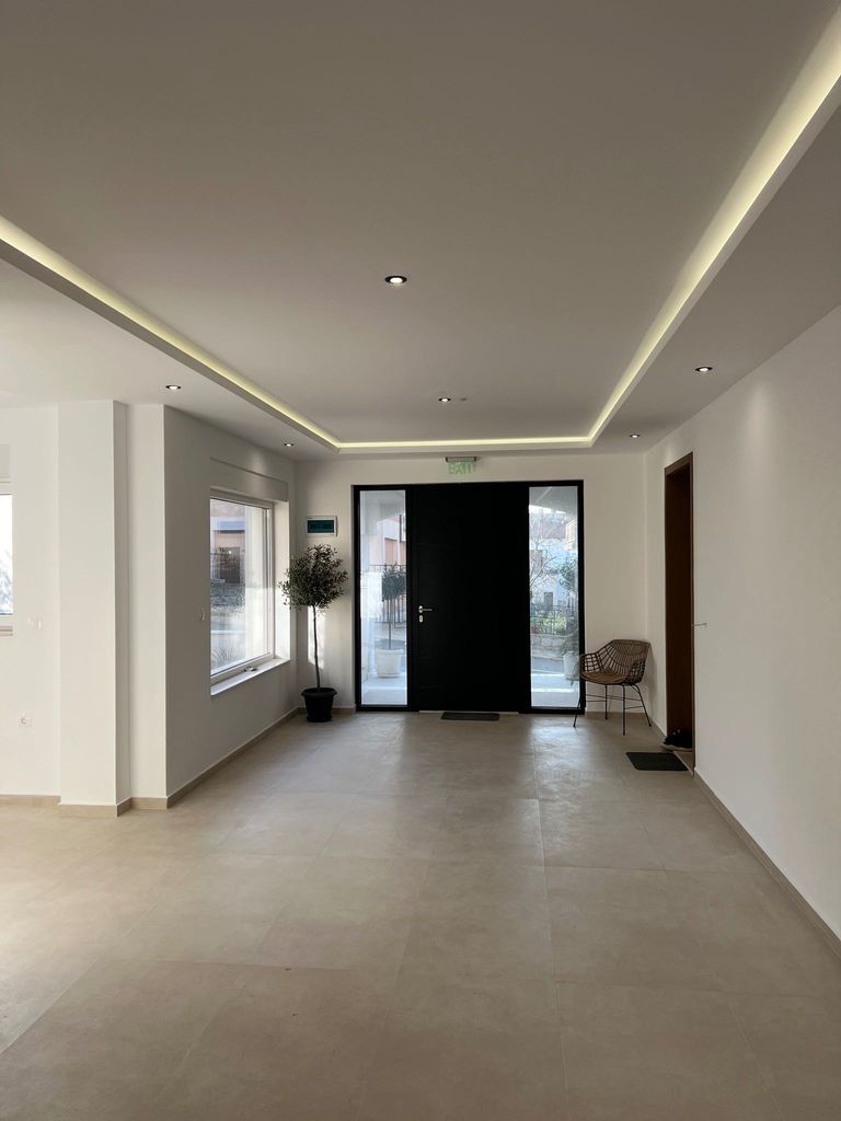Продава се Двустаен апартамент в Черноморец - 81 кв.м за 1420 €/кв.м - Снимка #10