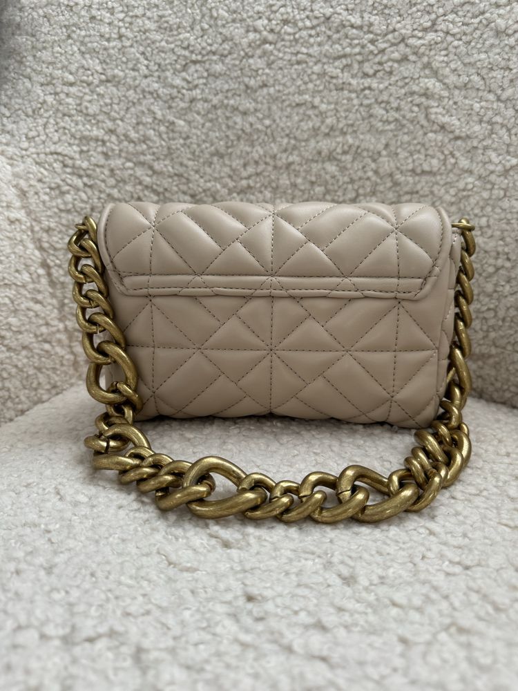 Zara beige quilted with gold