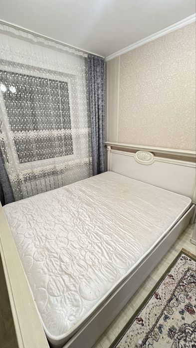 Продам кровать двуспальную.