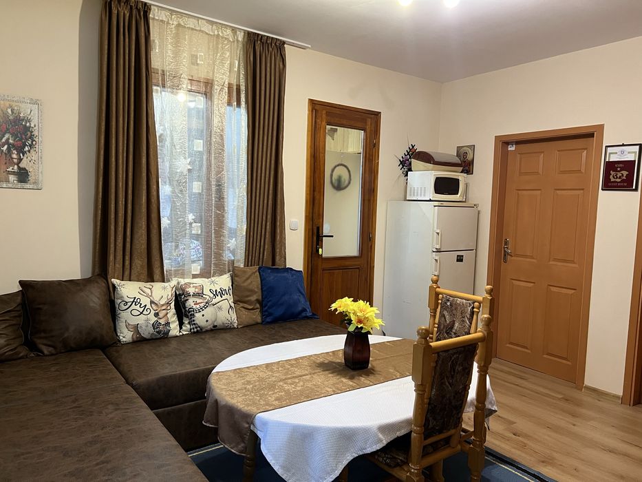 Къща за гости “Sunrise”- Цигов Чарк