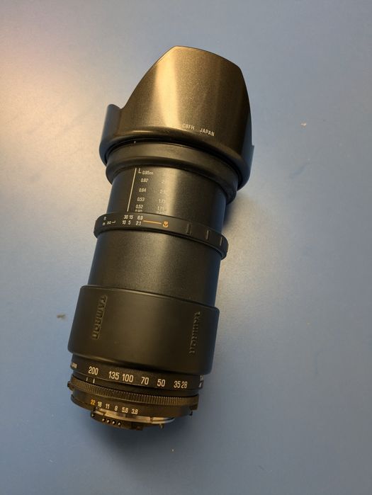 Obiectiv DSRL Nikon Tamron