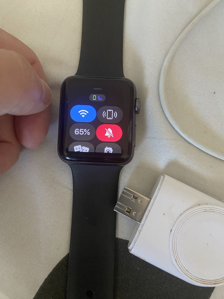 Apple watch series 3 /42 mm