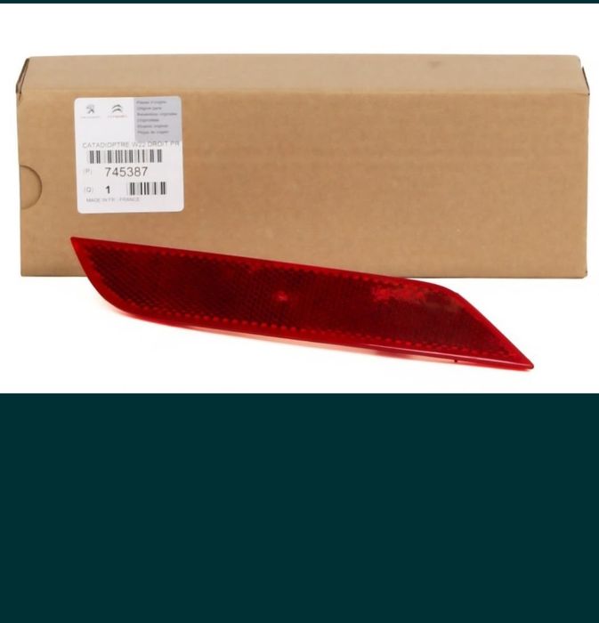 Catadioptru reflectorizant Peugeot 508, 11.2010-12.2014 Model Sedan,