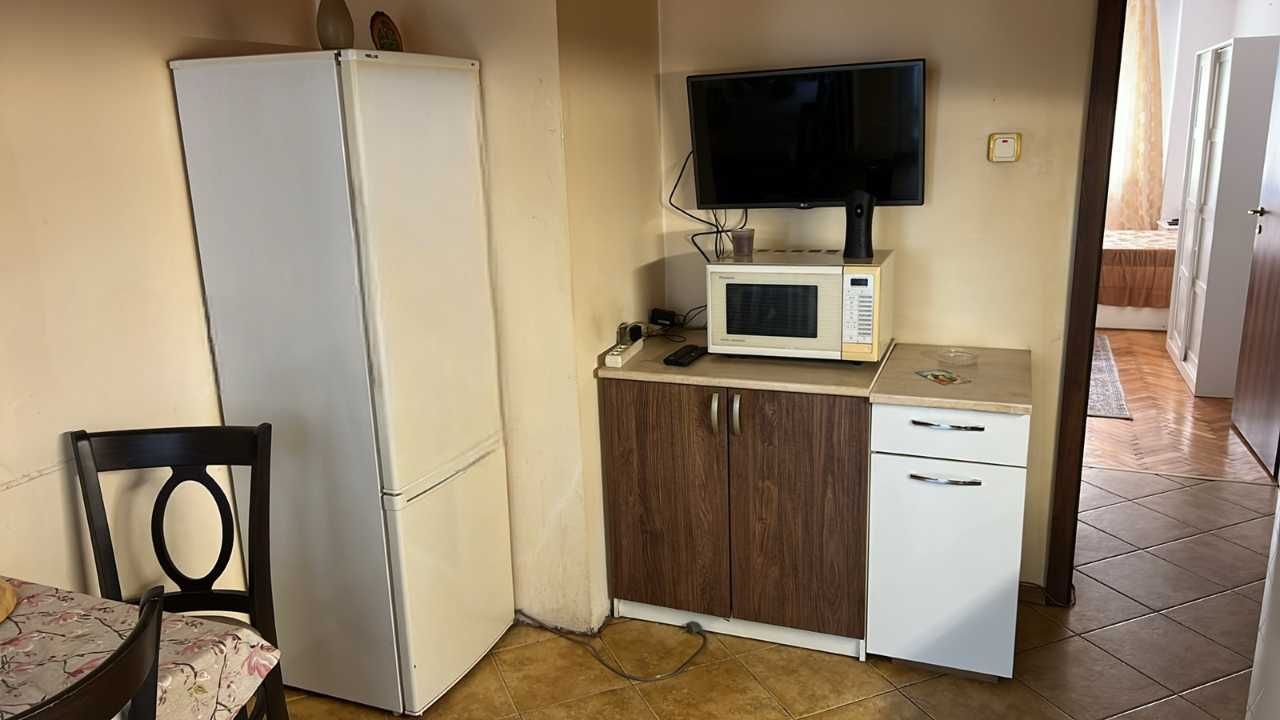 Дава се под наем Двустаен апартамент в София, Център - 83 кв.м за 816 € - Снимка #8