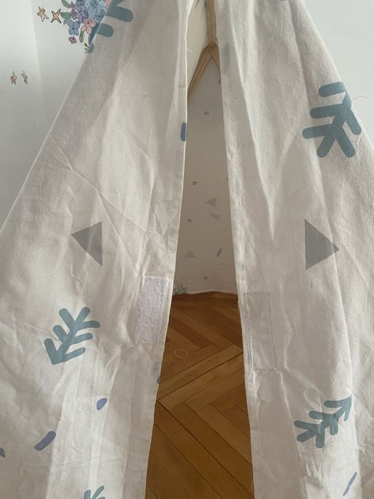 Cort casuta de jucarie