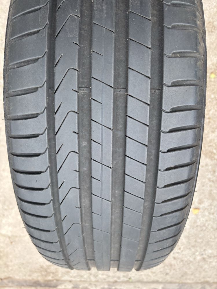 235/50/20 Pirelli 2 бр