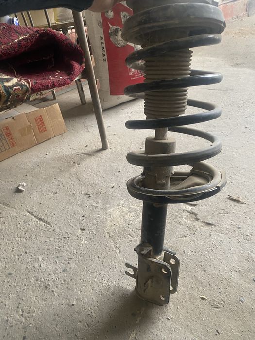 Передний амортизатор epika