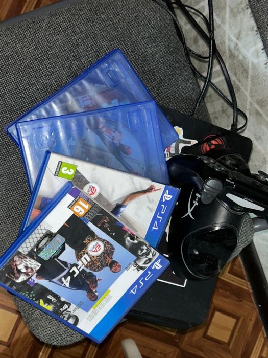 Ps4 slim срочно продается