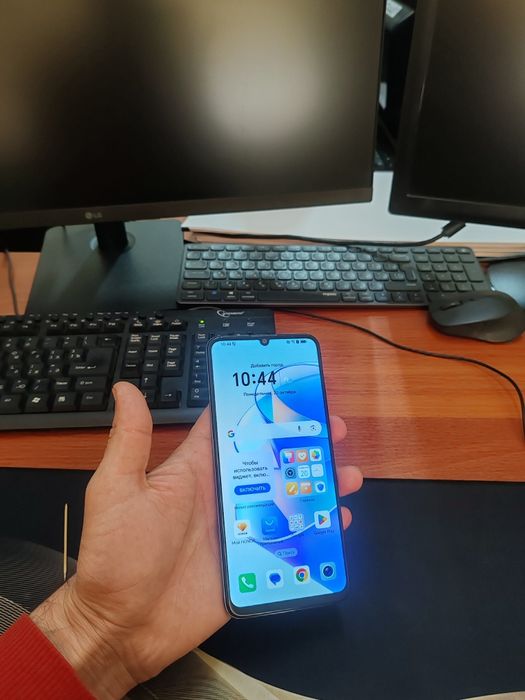 Honor X7a 128gb(2024)iwlawi zur aybi yuq tozza telefon