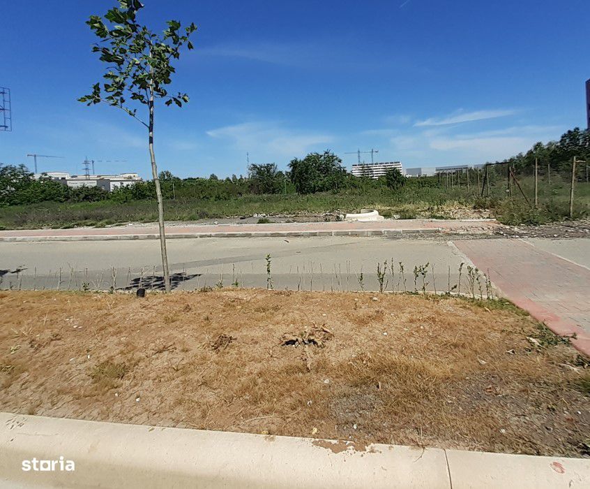 Teren intravilan 13800 mp, dubla deschidere de 65ml, bd. Pallady