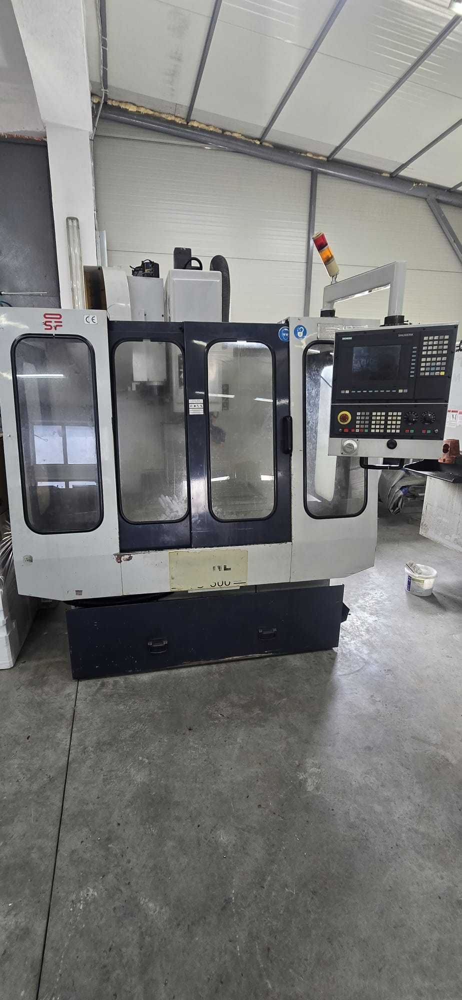 Masina de frezat CNC Spinner VC500