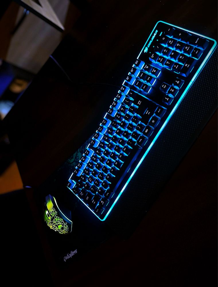 ПРОМО ПАКЕТ/професионална гейминг клавиятура/гейминг мишка/gaming pad