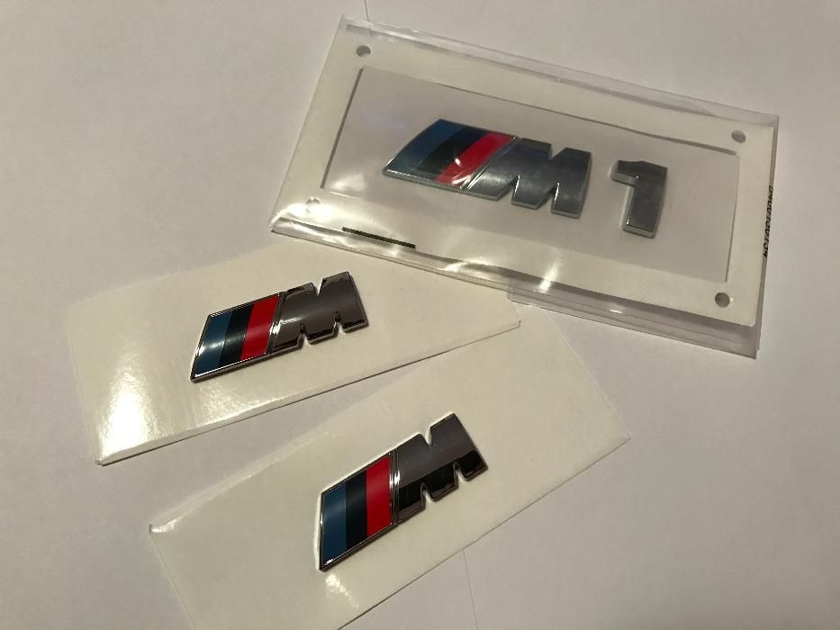 Set Emblema BMW M1 aripi/spate abs originale crom