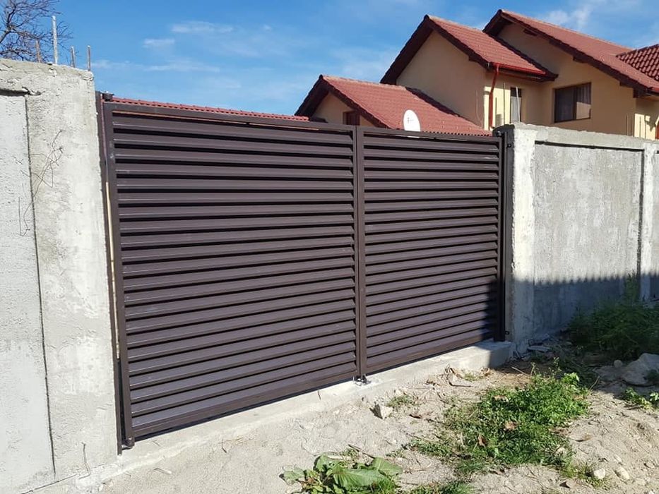 Garduri din sipca metalica, panou tip jaluzele, tabla, plasa si BCA