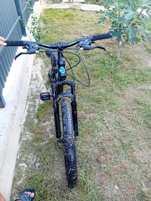 Vând bicicleta! Aproape noua