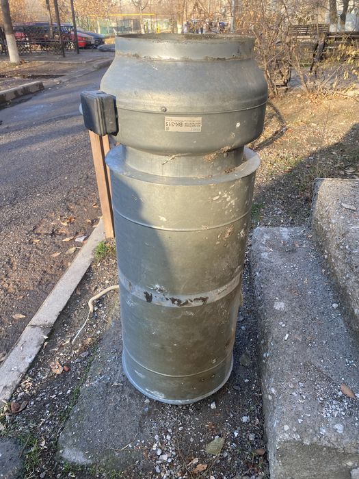 Вентеляция мотор 315 с глушителем б/у в хорошем состояние