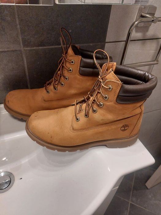 Продавам зимни боти Timberland 42