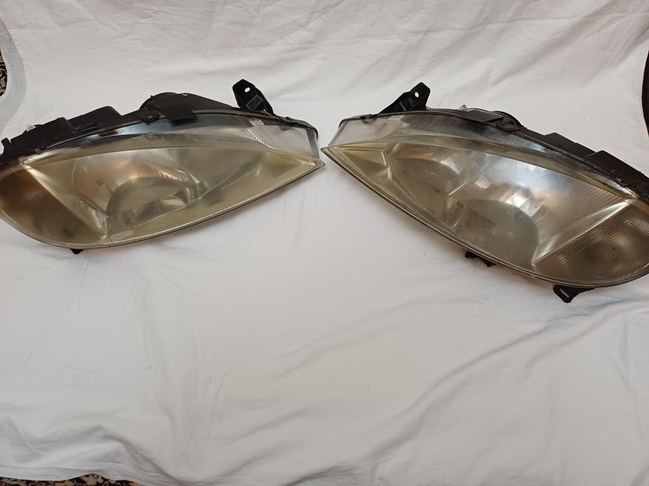 Set Faruri Renault Megane 1