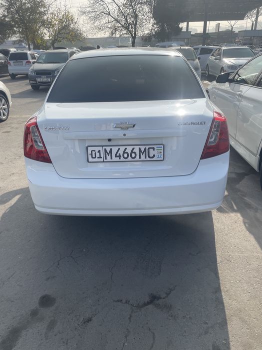 Продается автомобиль джентра