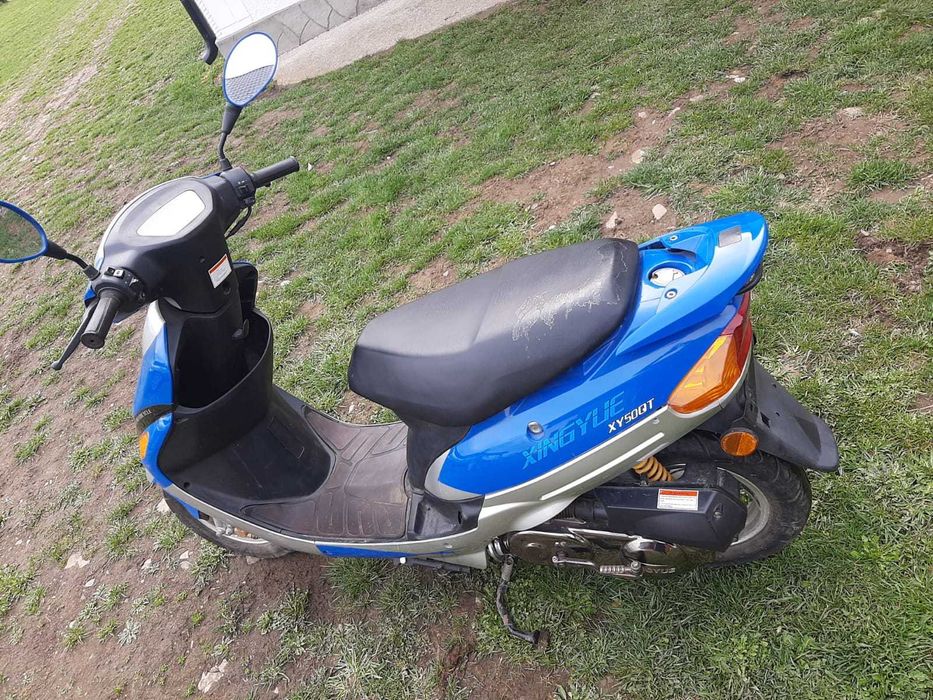 Scuter cilindrat  50