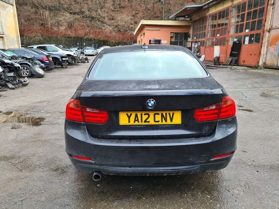 BMW F30 318D 143кс ръчка седан НА ЧАСТИ!