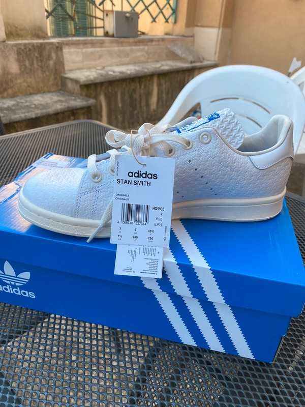 Оригинални кожени кецове *ADIDAS STAN SMITH * EU42 ,43 1/3 ,46 2/3