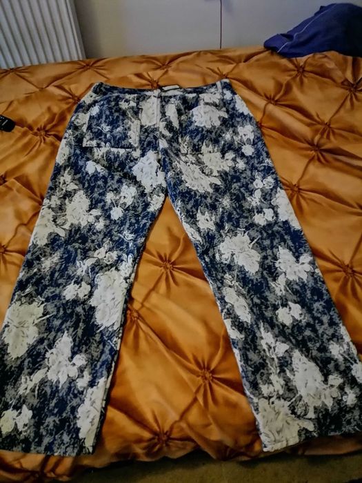 BoohoooMan blugi tapiserie cu croială relaxată masura 54 Plus - Anglia