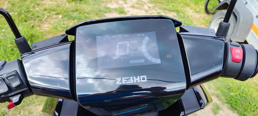 Scuter Electric Zeeho AE8 2024