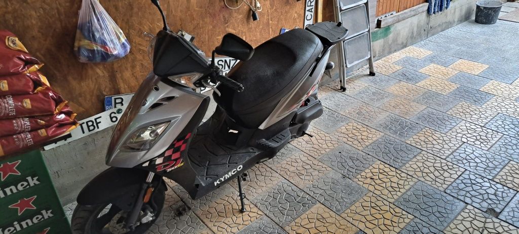 Vand scuter kymco