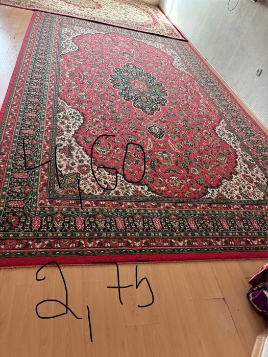 Продам ковер 5000 тг