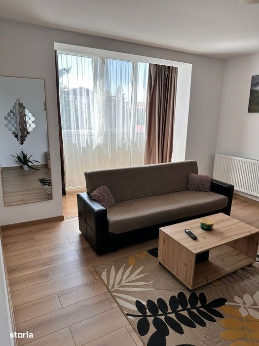 Apartament 3 camerer etaj 3 Calea Moldovei