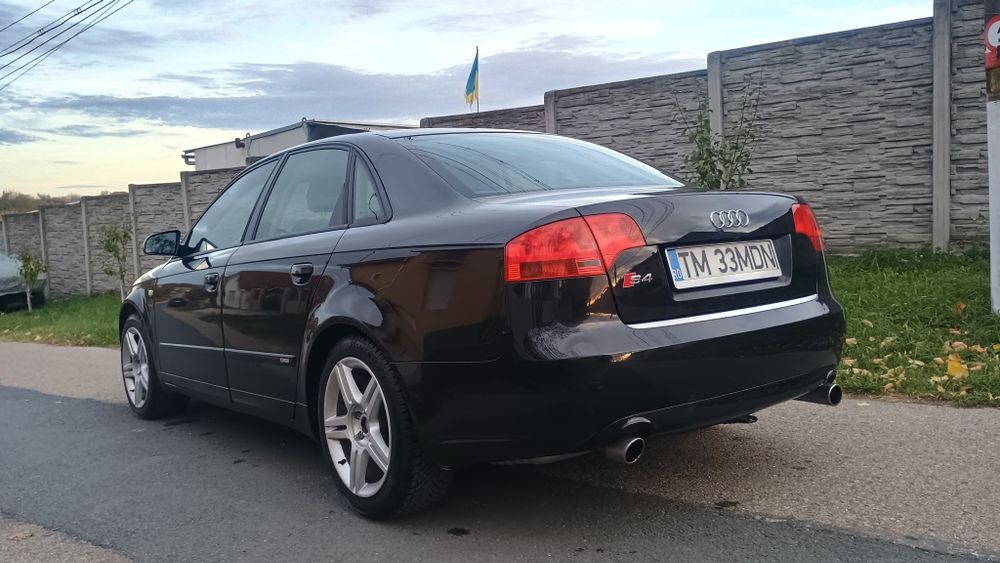 Vând  Audi A4 SLine . Înmatricula