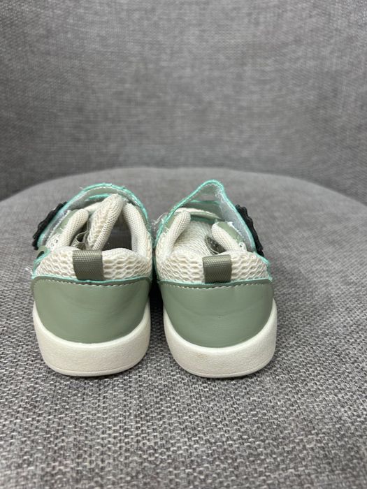 Детски обувки като нови