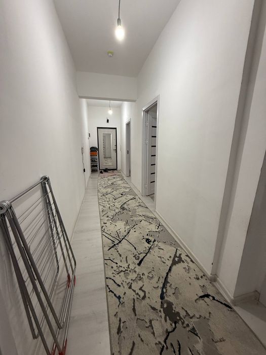 Arenda Bez Makler 

3 xona bollar olinadi sheriklikka 
Yangi D