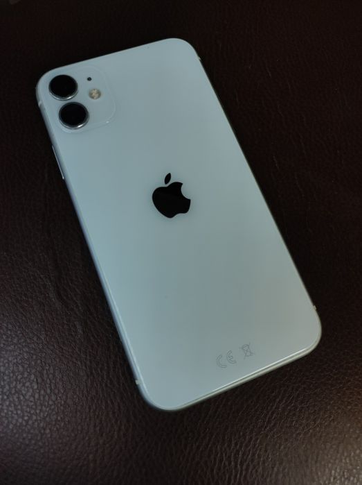 Продам iPhone 11 128gb белый