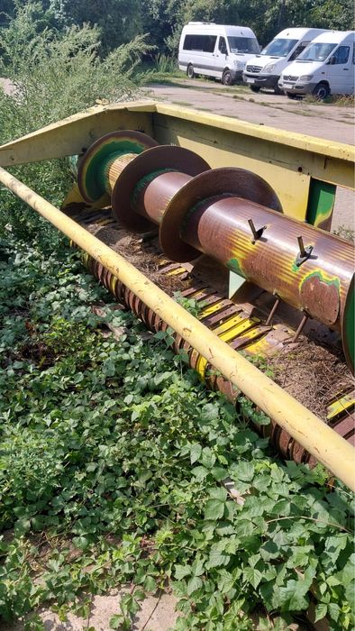 Vând masă siloz porumb si masă siloz fân John Deere