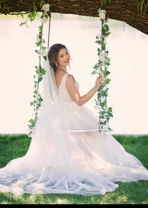 Rochie mireasa Royals - tip sirenă, cu trena detașabilă