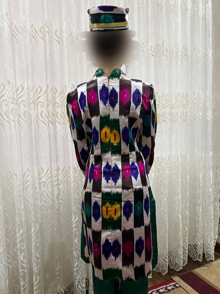 Атласная двойка с головным убором