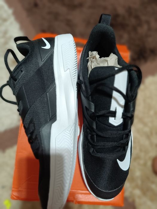 Adidași nike vapor