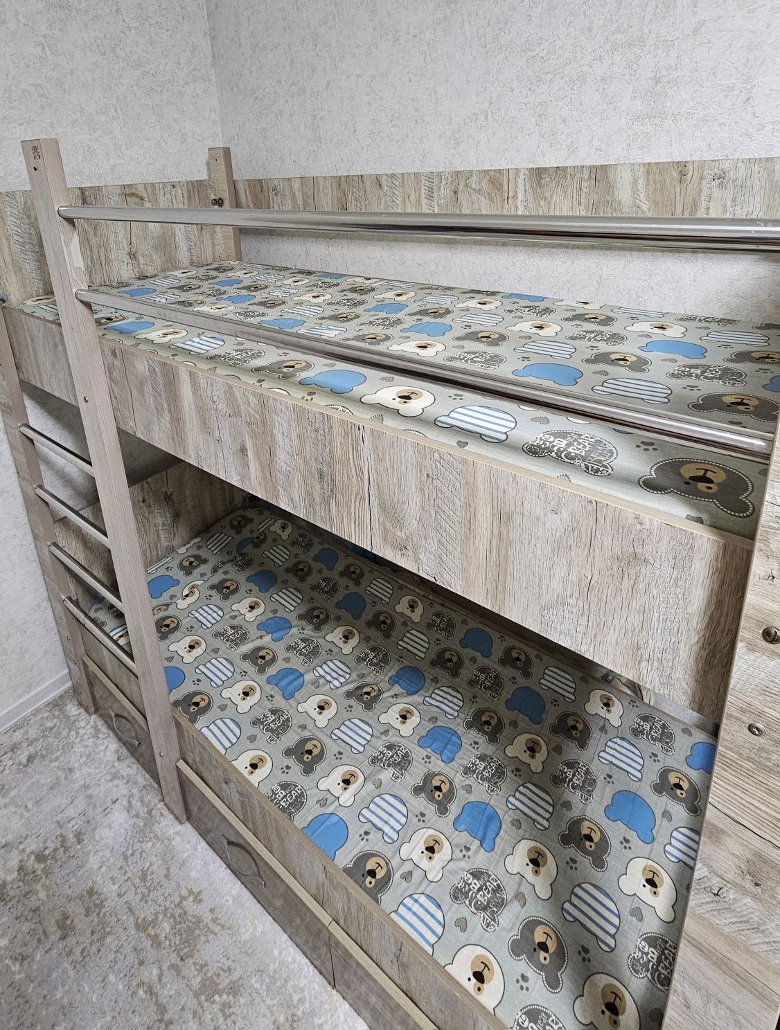 Кровать двухярусная