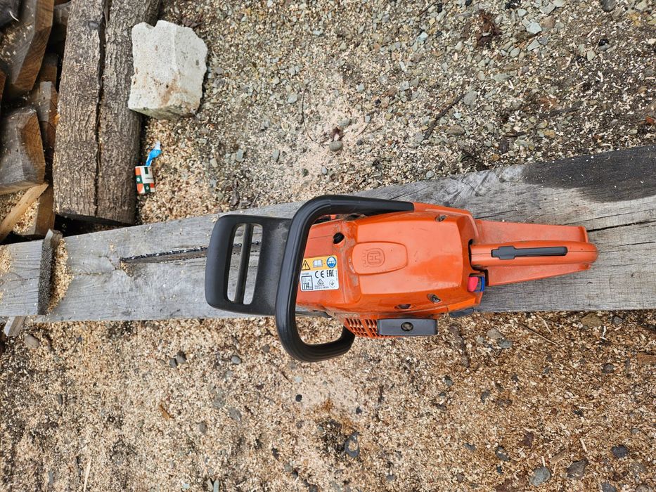 Drujbă Husqvarna 455 și miel