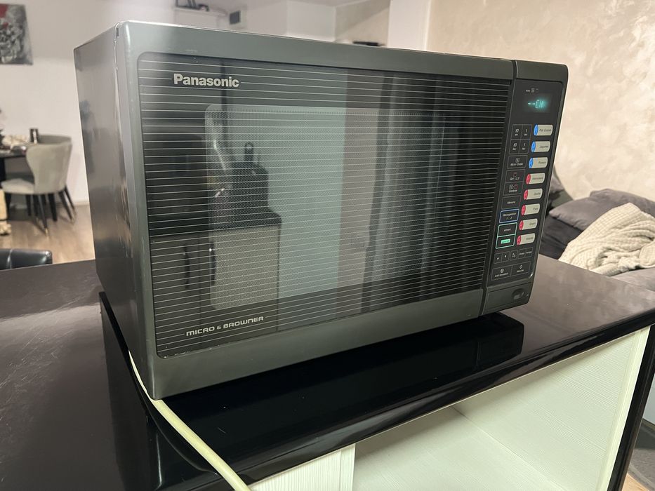 Cuptor microunde panasonic