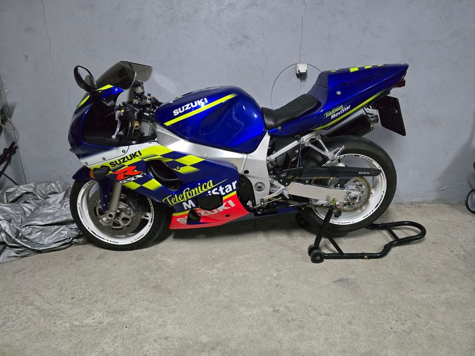 Продам мотоцикл Suzuki gsx r К2
